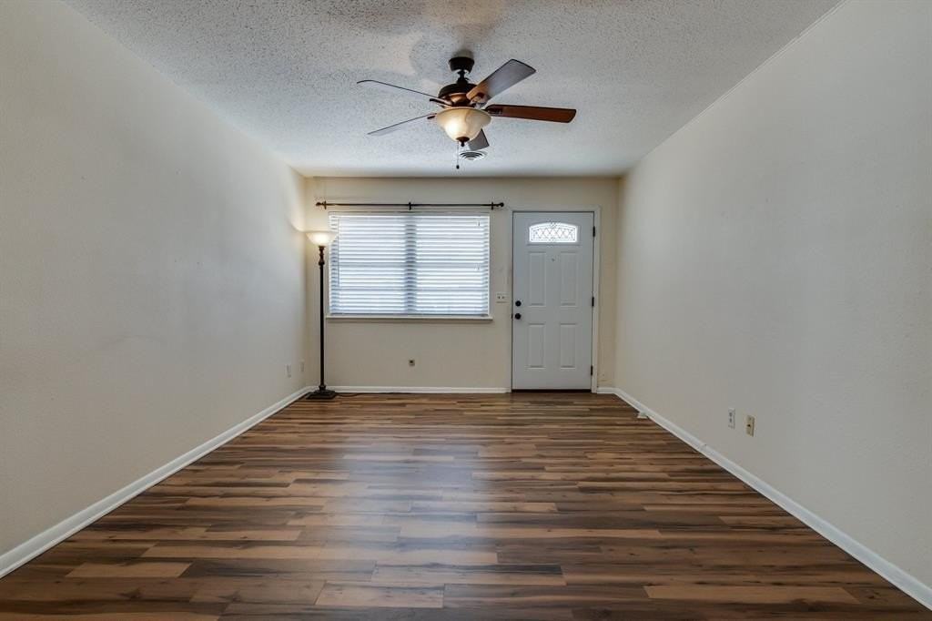 2105 Candy Ln - Photo 5 of 27