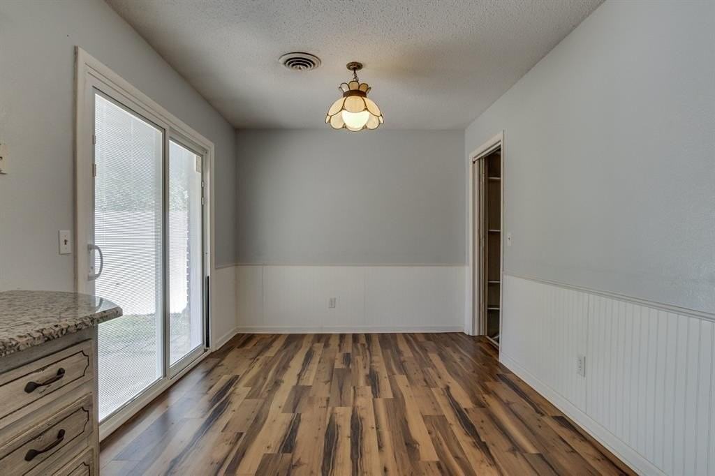 2105 Candy Ln - Photo 7 of 27
