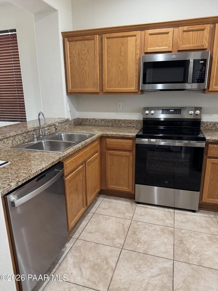 2501 W Lewis And Clark Trl - Photo 4 of 14