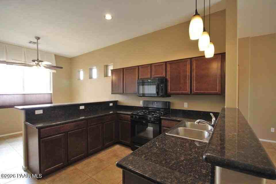 4696 N Kirkwood Ave - Photo 5 of 20
