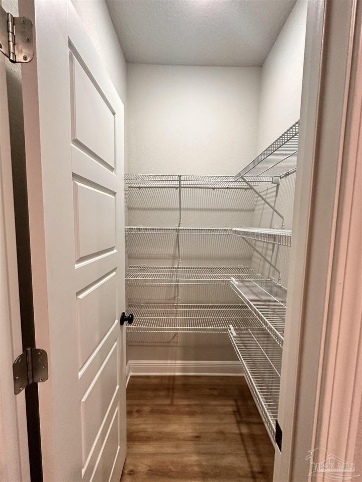 1017 N 60th Ave - Photo 5 of 19