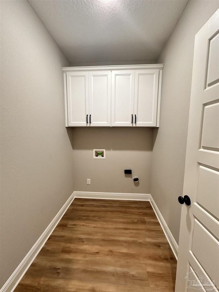 1017 N 60th Ave - Photo 7 of 19