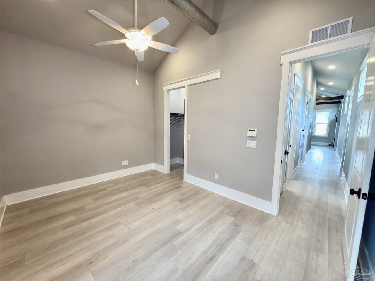 1205 E Scott St - Photo 7 of 14