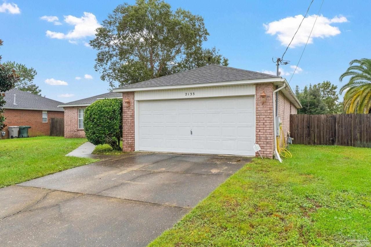 2133 Antillies Dr - Photo 2 of 29