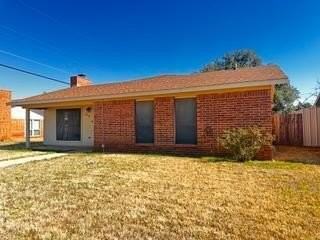 312 Woodcrest Dr - Photo 2 of 45