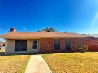 312 Woodcrest Dr - Photo 3 of 45