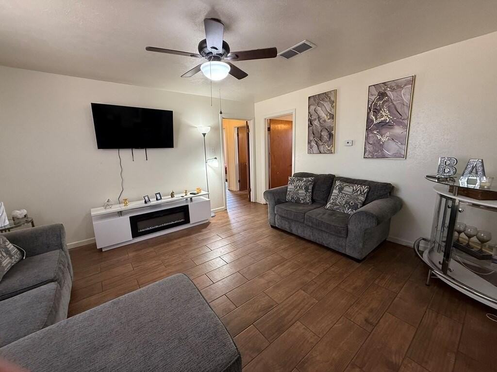 110 Colorado Rd - Photo 4 of 17