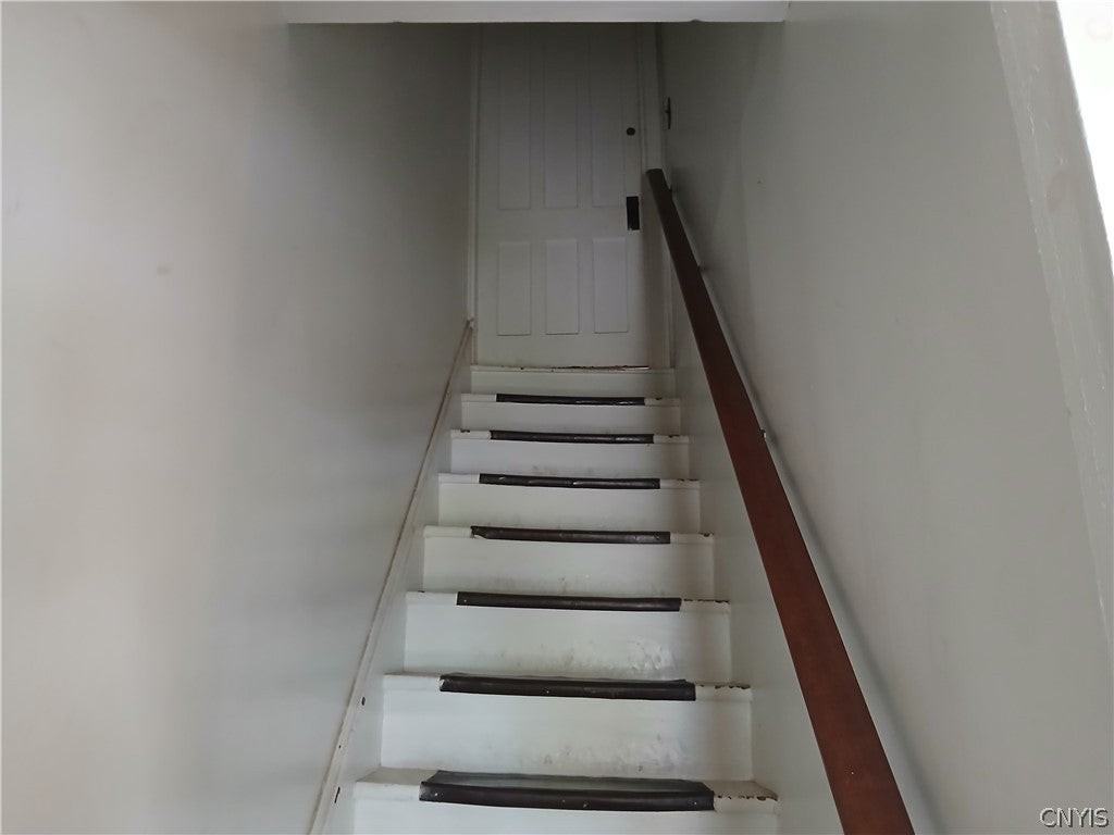 39 Varick St - Photo 2 of 10