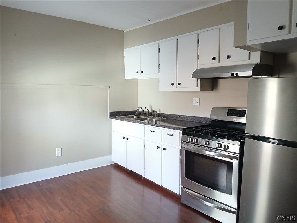 39 Varick St - Photo 3 of 10
