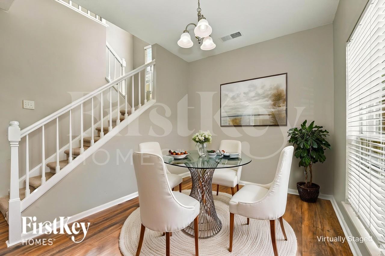9838 Stephen Thompson Ln - Photo 7 of 19
