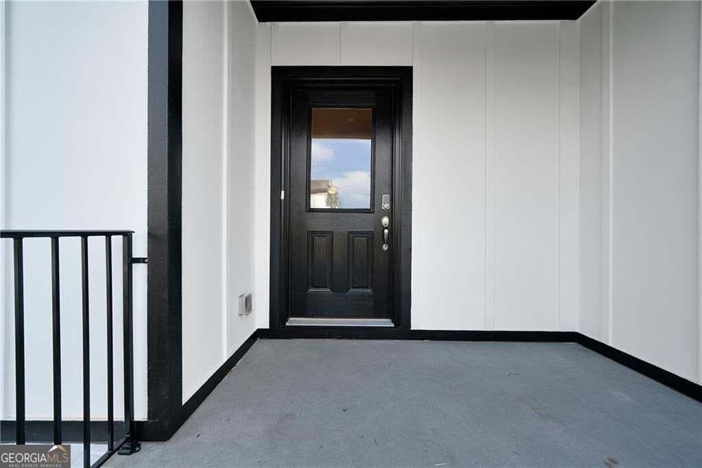 126 Reagan St - Photo 3 of 31
