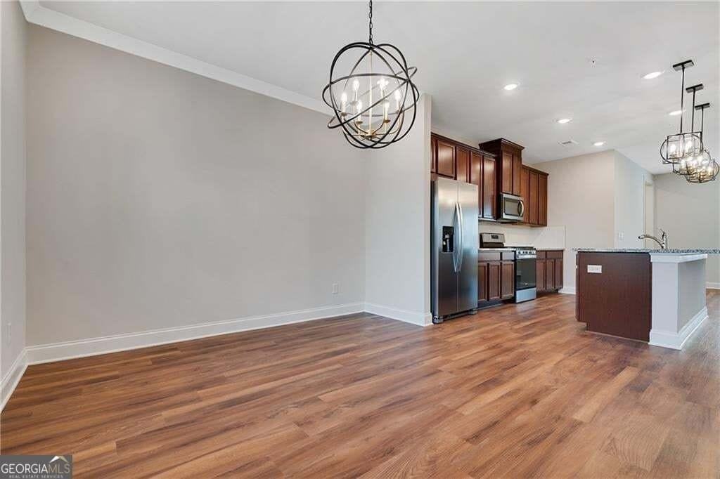 126 Reagan St - Photo 7 of 31