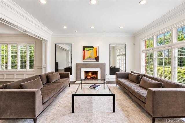 321 Aspen Rd - Photo 4 of 29