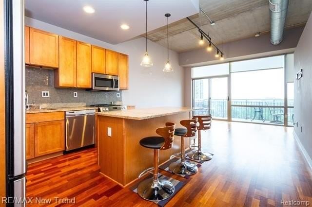 350 N Main St #704 - Photo 6 of 24