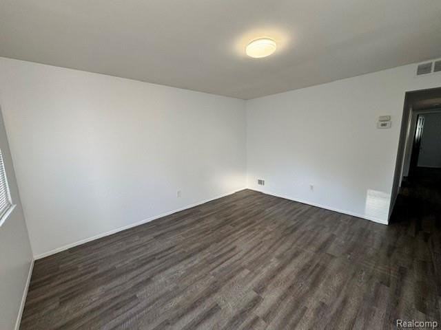 2025 Leitch Rd - Photo 2 of 9