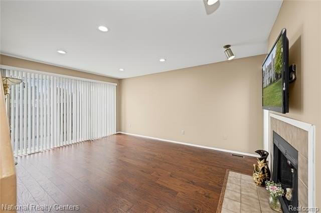 5274 E 14 Mile Rd - Photo 5 of 31
