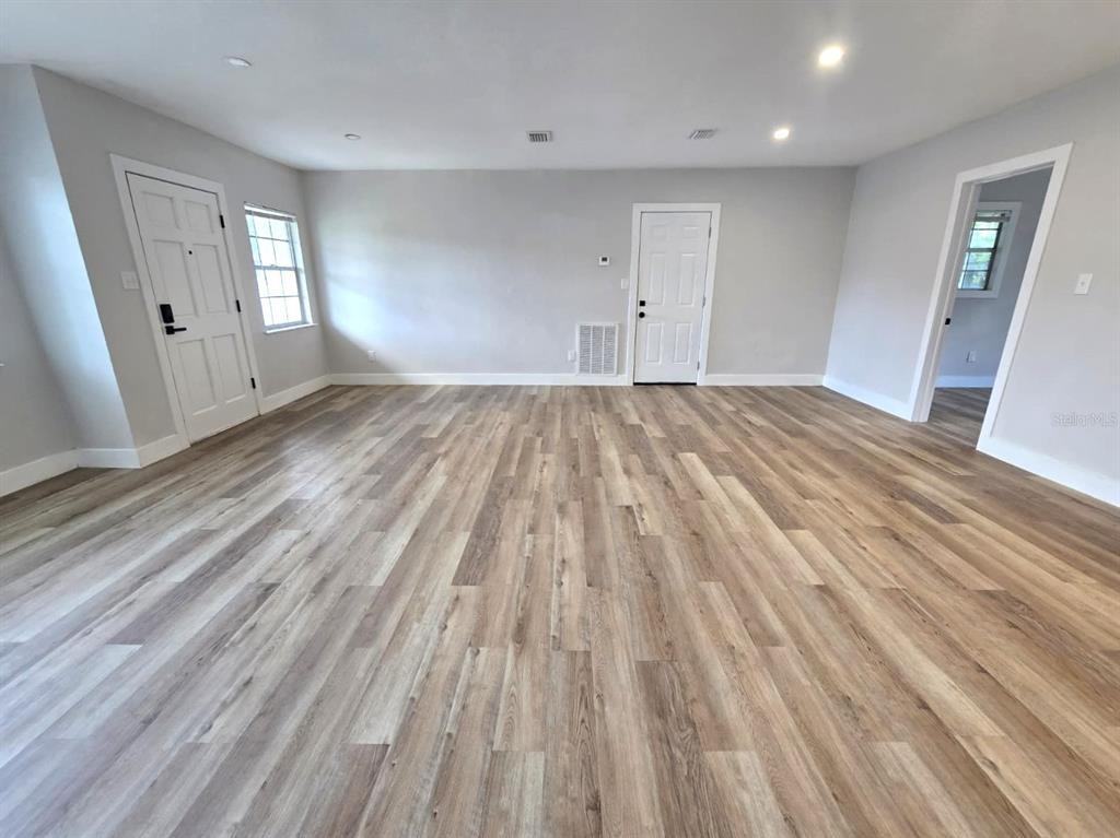 3108 Cleveland Heights Blvd - Photo 6 of 20
