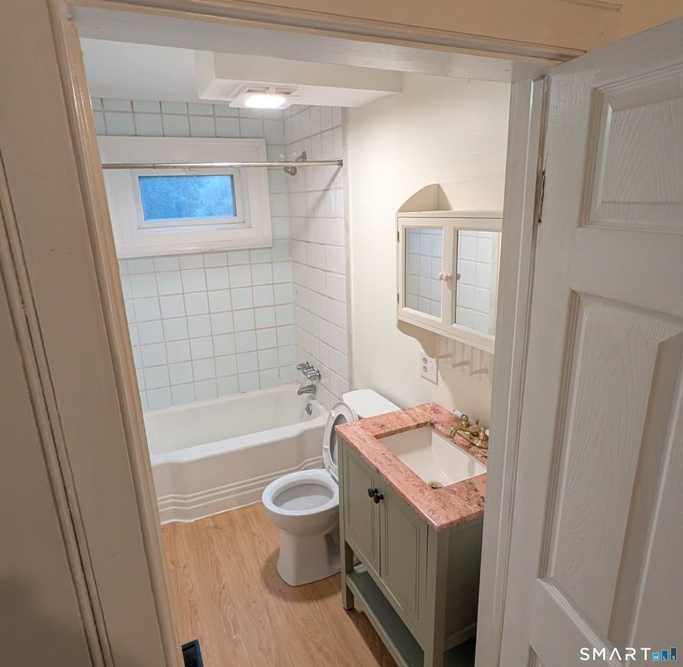 107A N Main St - Photo 5 of 10