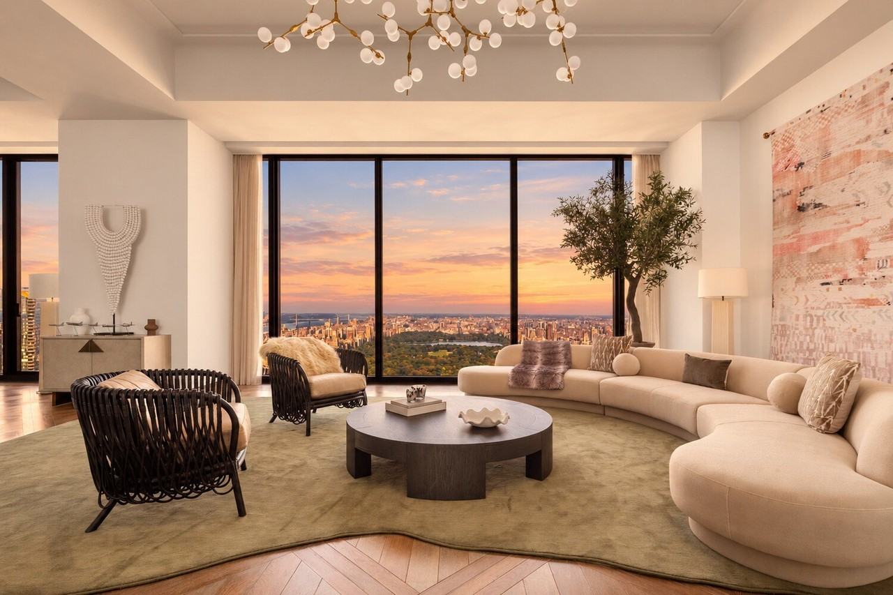 111 W 57th St - Photo 2 of 10