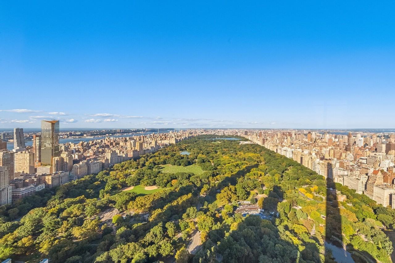 111 W 57th St - Photo 5 of 10