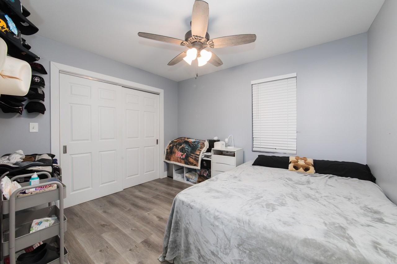 4055 Prairie Ave - Photo 7 of 14