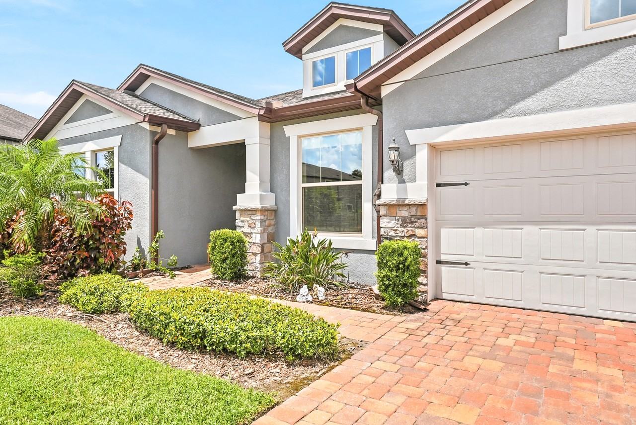 19284 Briarbrook Dr - Photo 4 of 50