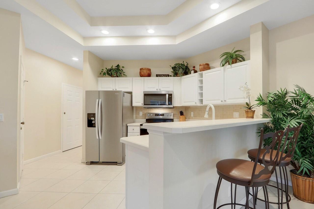 8936 Sandshot Ct #A - Photo 7 of 31