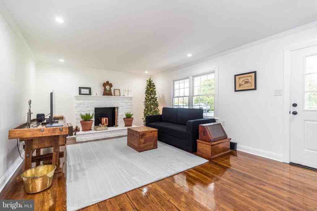 3645 Applebutter Rd - Photo 6 of 46