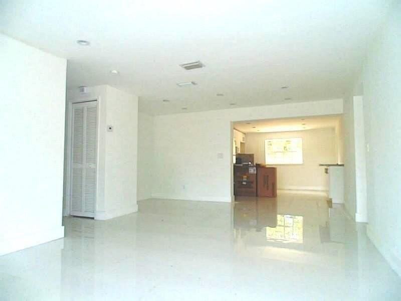5806 Hope St - Photo 7 of 13