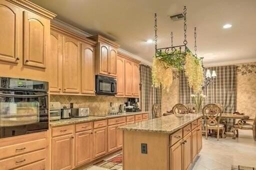 6425 Royal Palm Beach Blvd - Photo 6 of 30