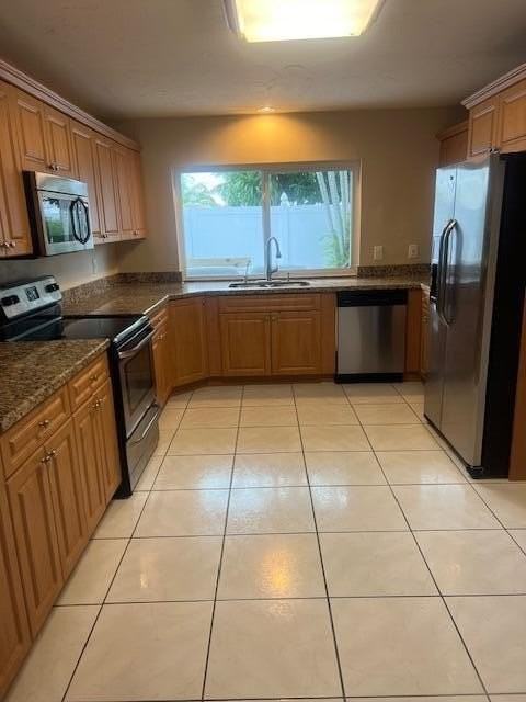 7187 Thompson Rd - Photo 2 of 44