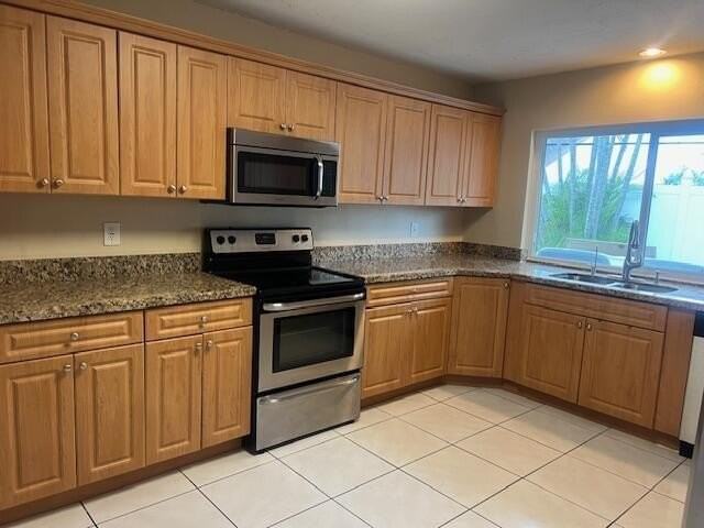 7187 Thompson Rd - Photo 3 of 44