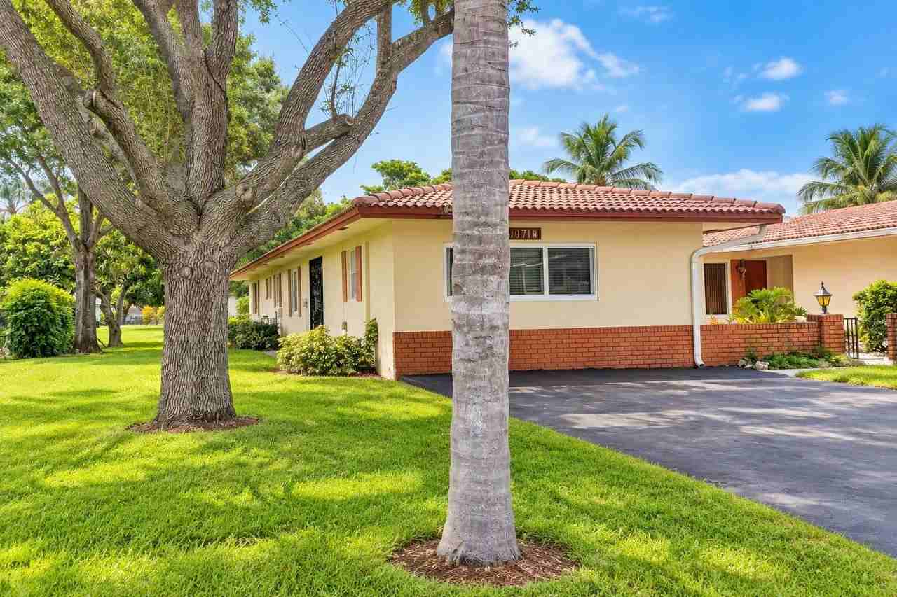10071 Nw 36th St - Photo 3 of 11