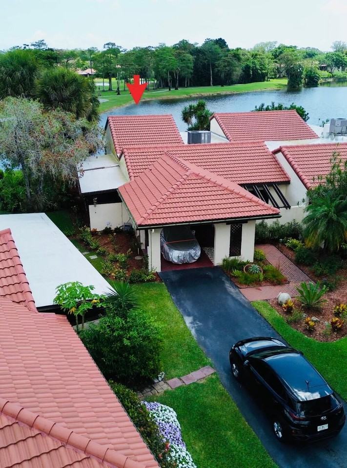 21708 Tall Palm Cir #7A - Photo 2 of 21