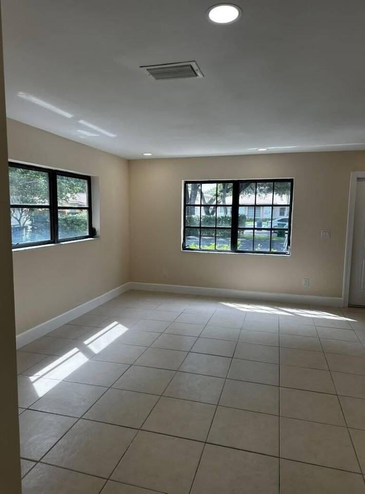 8603 Nw 35th St - Photo 6 of 13