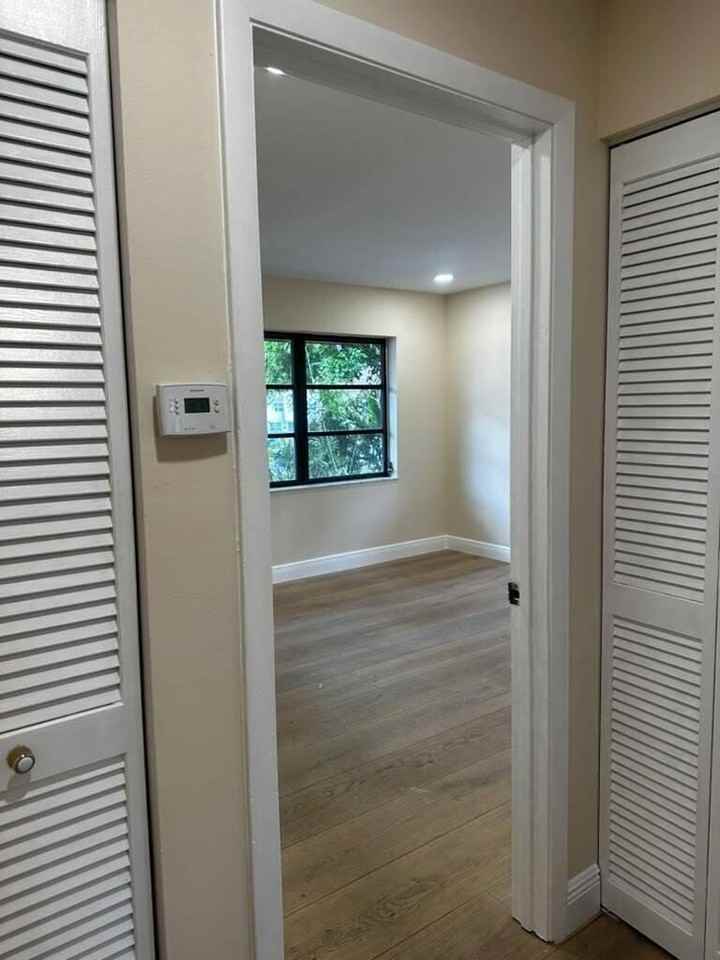 8603 Nw 35th St - Photo 7 of 13