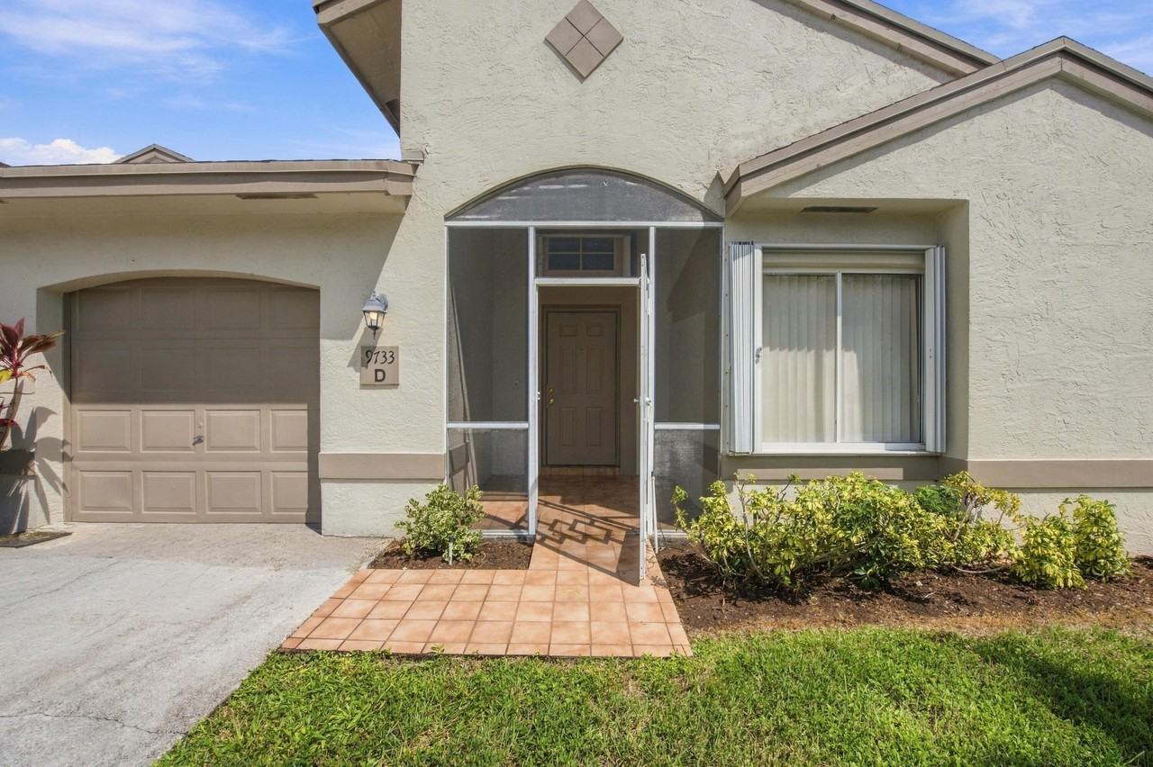 9733 Boca Gardens Cir N #D - Photo 2 of 37