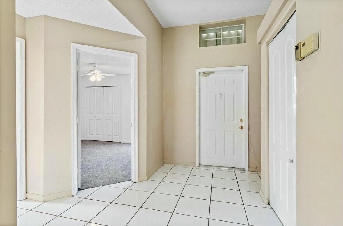 9733 Boca Gardens Cir N #D - Photo 5 of 37