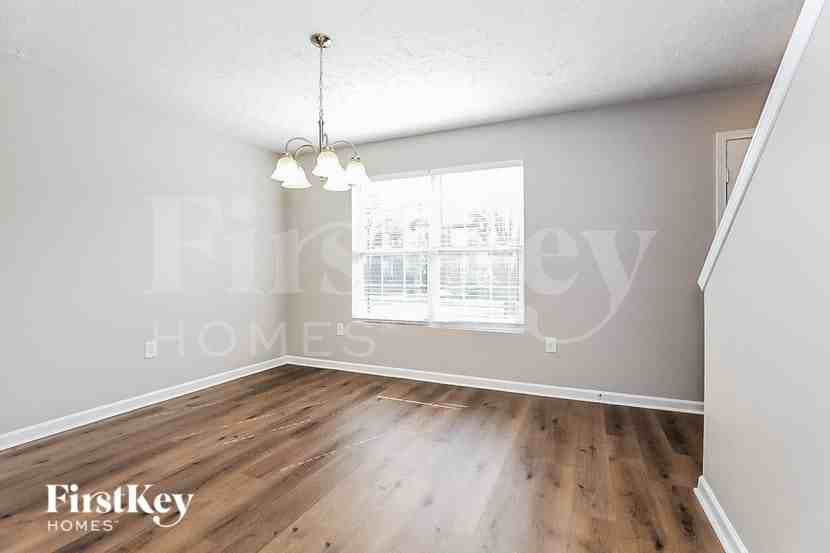 3347 Blaze Dr - Photo 4 of 15