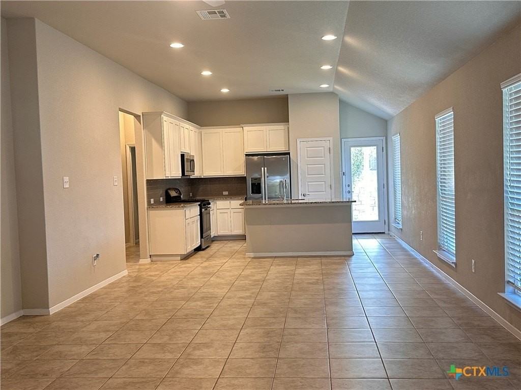 152 Shugart St - Photo 4 of 23