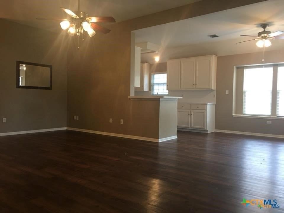 607 Ashland Crk - Photo 4 of 15