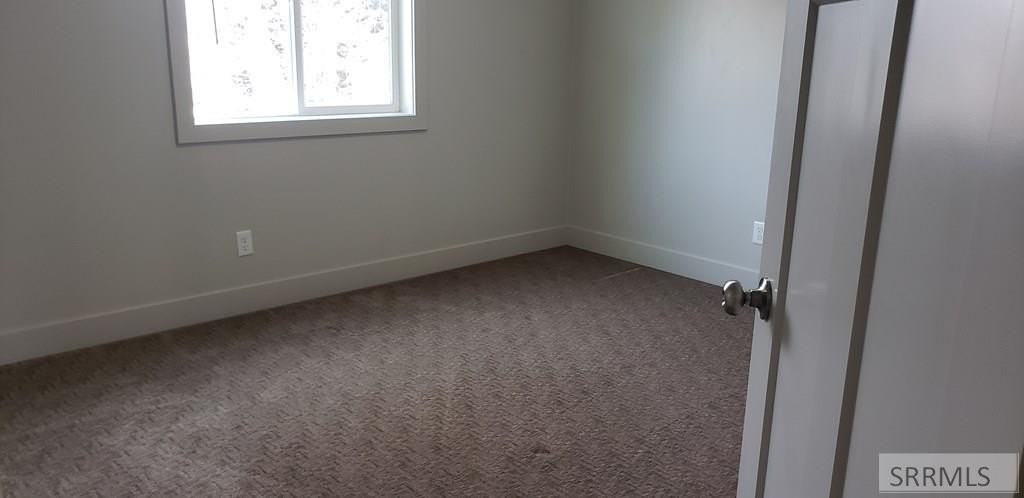 370 Lemmon Ln #1 - Photo 4 of 13