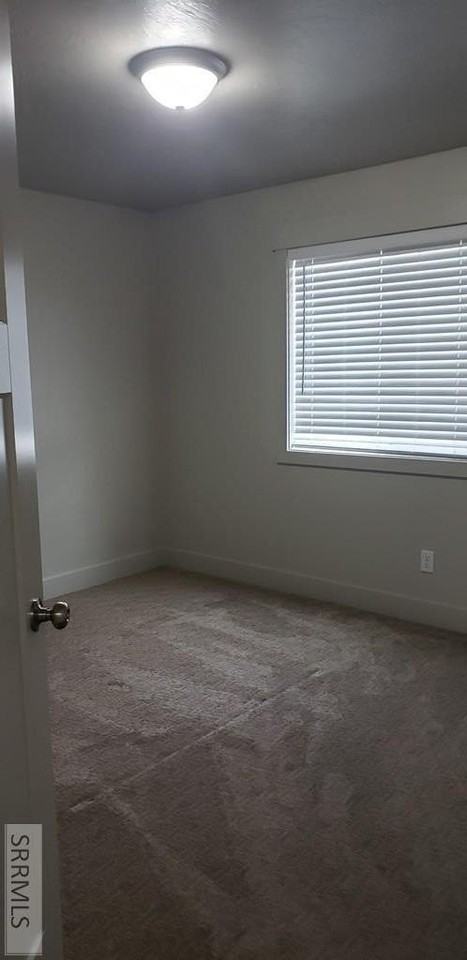 370 Lemmon Ln #1 - Photo 6 of 13