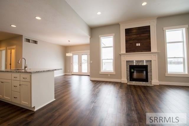 5011 Rock Hollow Ln - Photo 5 of 20