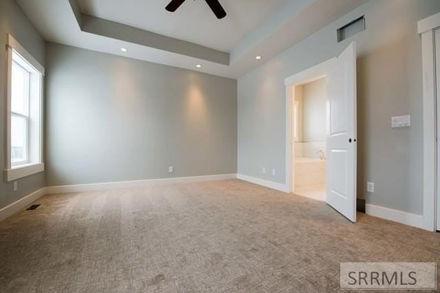 5011 Rock Hollow Ln - Photo 6 of 20