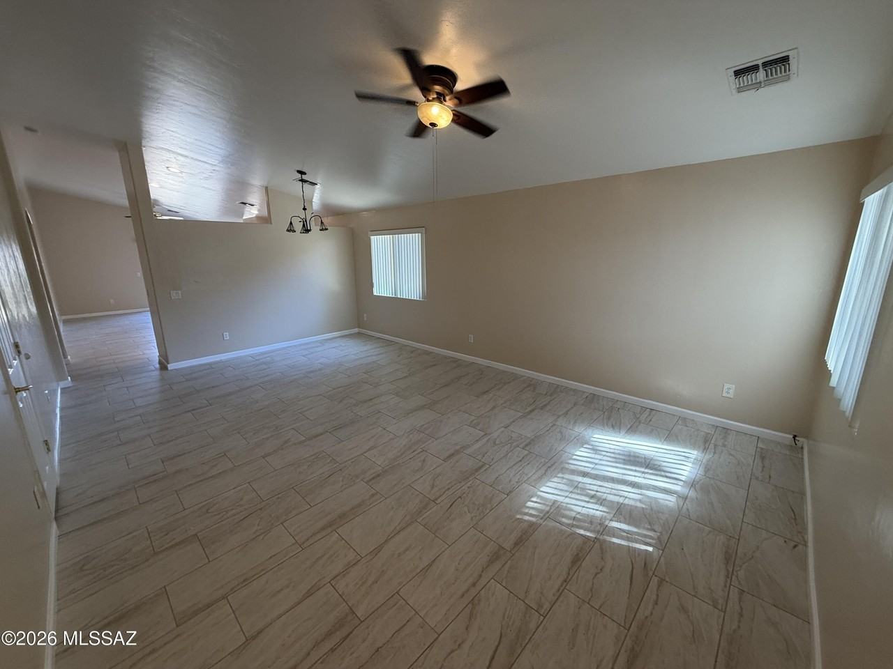 60 W Eric Dorman St - Photo 3 of 19
