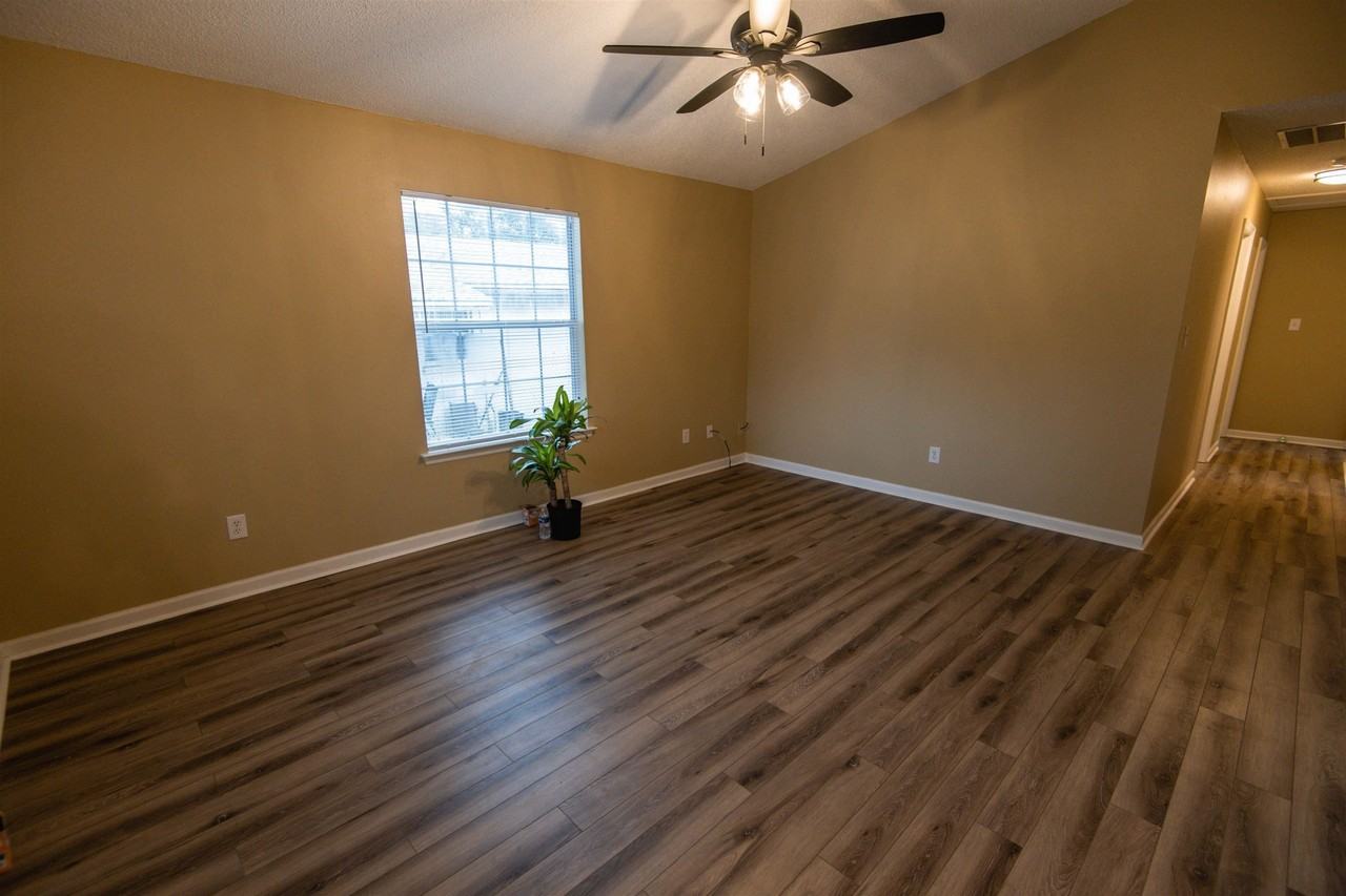 2488 Holton St - Photo 2 of 22