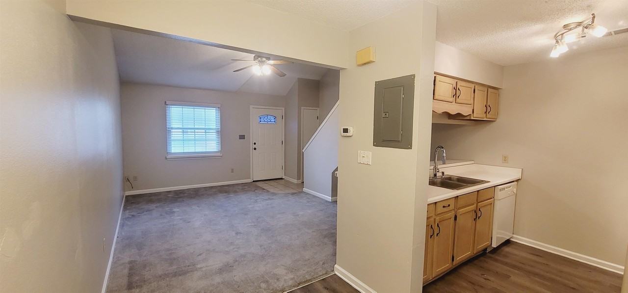 1795 Falconcrest St - Photo 4 of 22