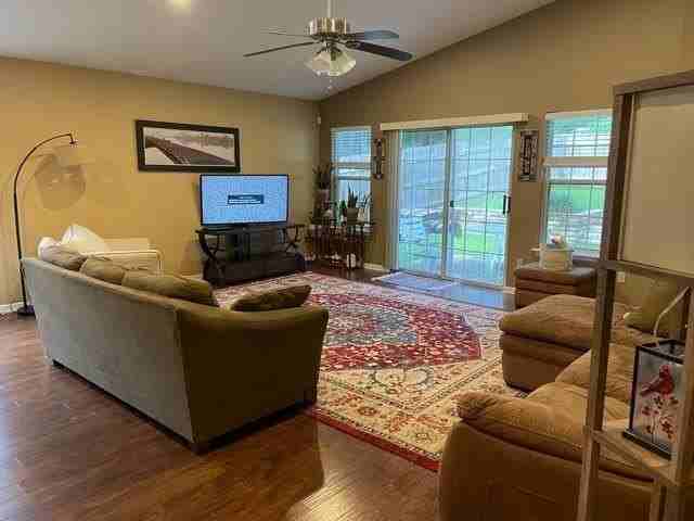 5355 Saint Ives Ln - Photo 3 of 36