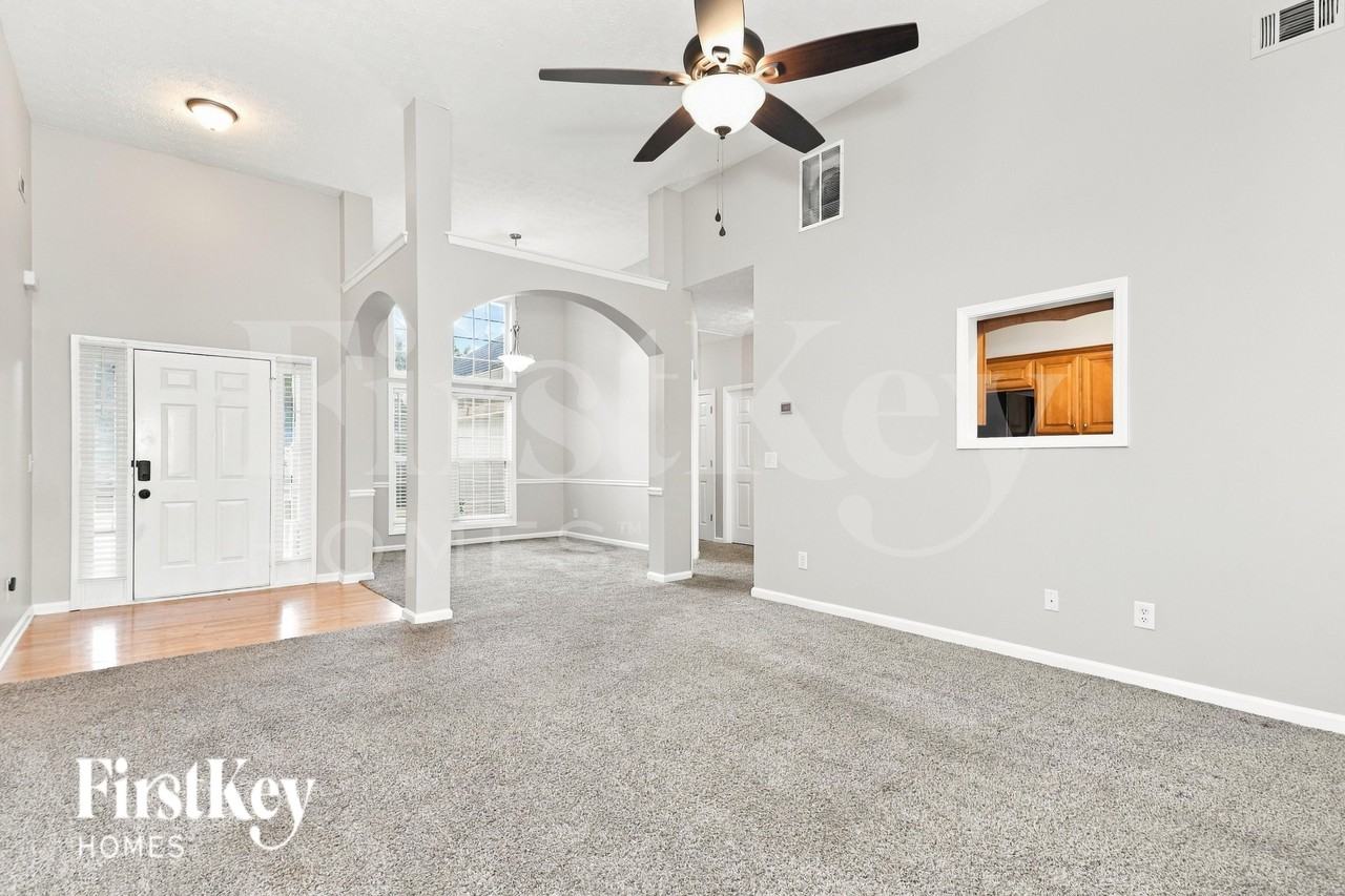 200 Hickory Rd - Photo 4 of 19